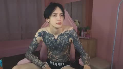 Alex online show from 11.25.25