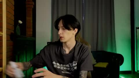 Alex online show from 04.12.26