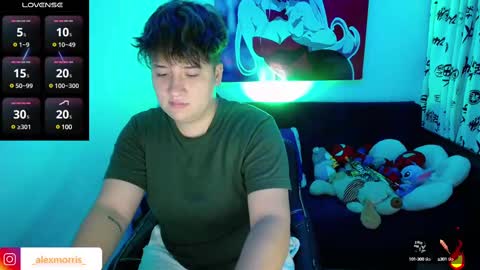 Snapshot of alexxxmorris chatting on 01.08.25 ALEXXX MORRIS online show from 01.08.25