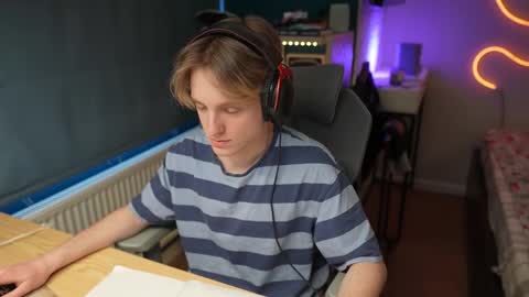 Alexycutie online show from 02.02.26