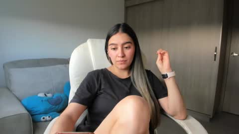 Snapshot of alexyferrer1 chatting on 11.11.25 alexyferrer1 online show from 11.11.25