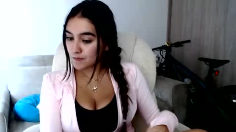 Snapshot of alexyferrer1 chatting on 06.18.26 alexyferrer1 online show from 06.18.26