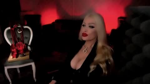 AlfaFemale online show from 12.03.24