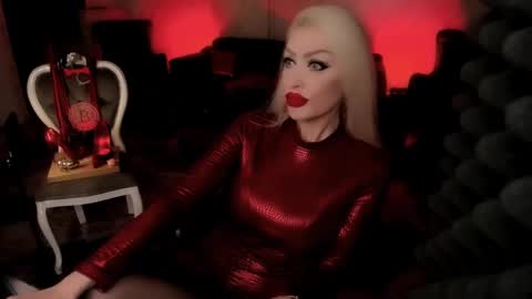 AlfaFemale online show from 01.03.25