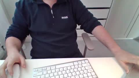 Snapshot of alfo267 chatting on 10.30.25 WorkFromHomeFun online show from 10.30.25