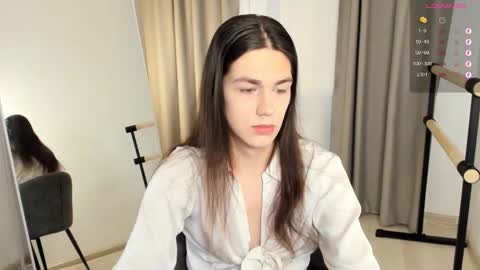 Alfreda online show from 11.06.25