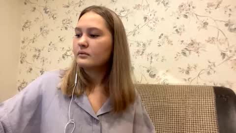 Snapshot of alfrediacancer chatting on 10.20.25 Kate online show from 10.20.25
