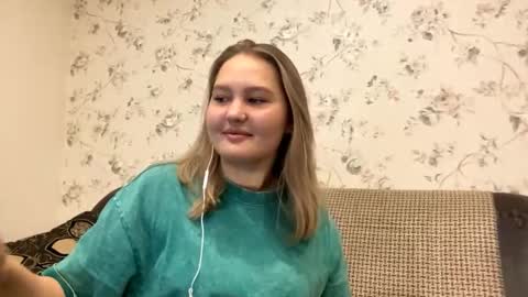 Snapshot of alfrediacancer chatting on 10.24.25 Kate online show from 10.24.25