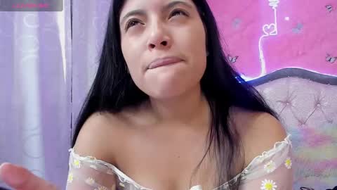 Carolina Join The Fan Club  online show from 02.13.25