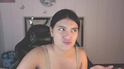 Carolina Join The Fan Club  online show from 12.15.25