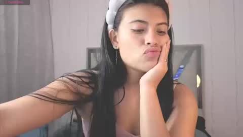 Carolina Join The Fan Club  online show from 03.19.26