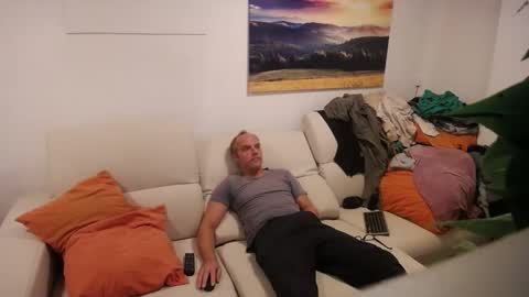 alfret35 online show from 10.14.25