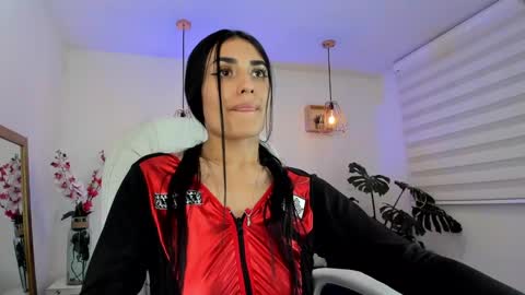 Snapshot of alheli_16 chatting on 12.19.24 Alheli online show from 12.19.24