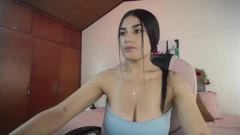 Snapshot of alheli_16 chatting on 02.19.25 Alheli online show from 02.19.25