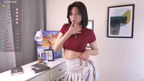 Snapshot of alia_nemra chatting on 03.22.26 Eva online show from 03.22.26