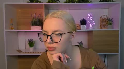 alia skay online show from 12.23.25