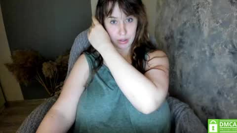Snapshot of aliaa_ chatting on 01.23.25 aliaa_ online show from 01.23.25
