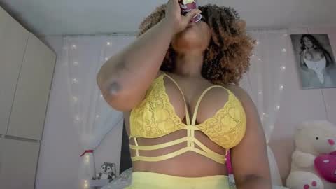 aliana_ross online show from 01.27.25
