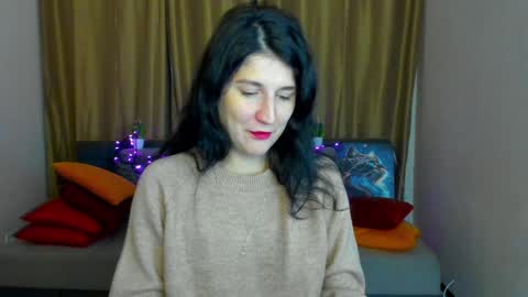 Snapshot of alianna_solo_kiss chatting on 12.31.24 Alianna online show from 12.31.24
