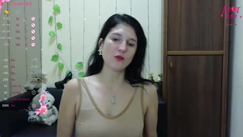 Snapshot of alianna_solo_kiss chatting on 03.07.25 Alianna online show from 03.07.25