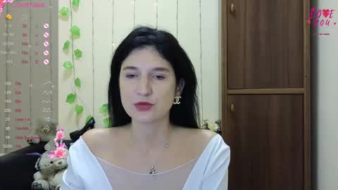 Snapshot of alianna_solo_kiss chatting on 03.08.25 Alianna online show from 03.08.25