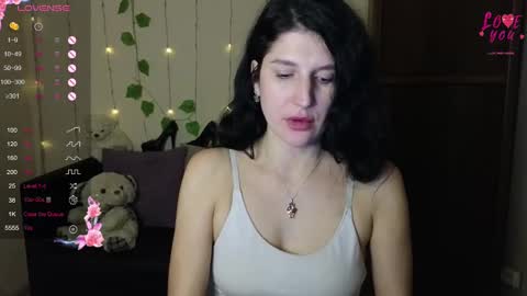 Snapshot of alianna_solo_kiss chatting on 03.12.25 Alianna online show from 03.12.25