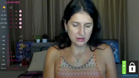 Snapshot of alianna_solo_kiss chatting on 09.09.25 Alianna online show from 09.09.25