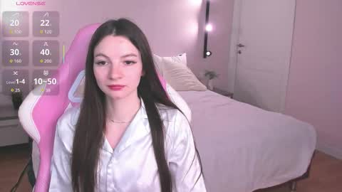 Snapshot of alic_black chatting on 10.08.25 alic_black online show from 10.08.25