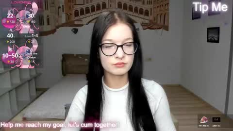 Alica online show from 10.14.25