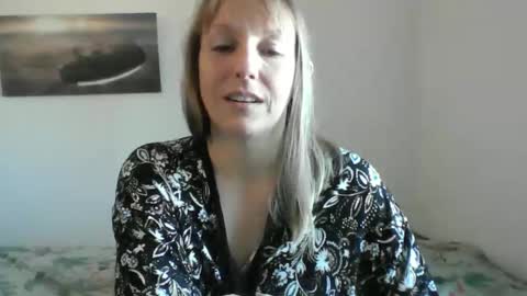 Snapshot of alice8363 chatting on 01.11.25 Alice online show from 01.11.25