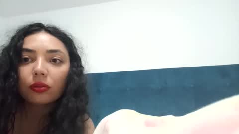 Snapshot of alice_allia chatting on 10.31.25 Alice online show from 10.31.25