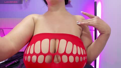 Snapshot of alice_brookss_ chatting on 12.17.24 alice_brookss_ online show from 12.17.24
