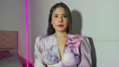 Snapshot of alice_cespedes chatting on 02.17.25 alice_cespedes online show from 02.17.25