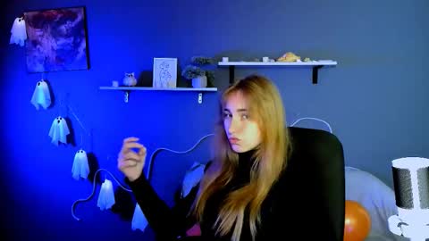 alice_cold online show from 10.27.25