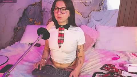 Mey online show from 05.18.26