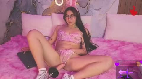 Snapshot of alice_cute77 chatting on 06.03.26 Mey online show from 06.03.26