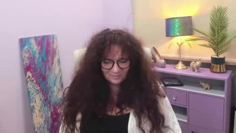 Snapshot of alice_extasy chatting on 12.10.24 Alice online show from 12.10.24
