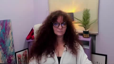Snapshot of alice_extasy chatting on 12.22.24 Alice online show from 12.22.24