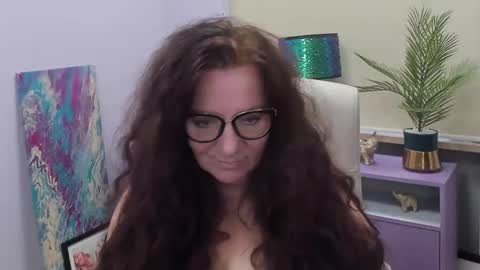 Snapshot of alice_extasy chatting on 01.09.25 Alice online show from 01.09.25