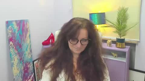 Snapshot of alice_extasy chatting on 01.21.25 Alice online show from 01.21.25