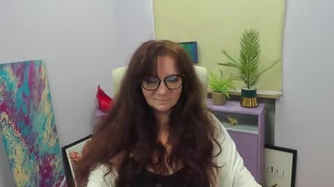 Snapshot of alice_extasy chatting on 03.10.25 Alice online show from 03.10.25