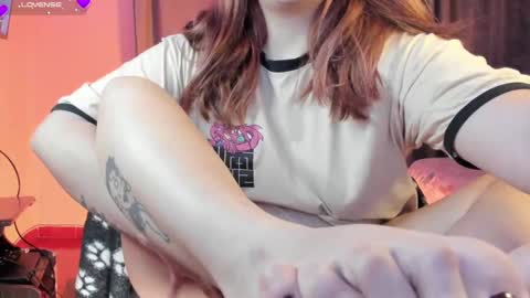 Snapshot of alice_fiend chatting on 02.16.25 Alice  online show from 02.16.25