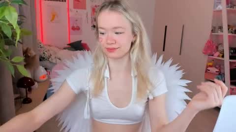 Snapshot of alice_forfun chatting on 02.14.26 Alichery online show from 02.14.26