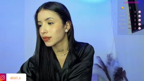Manuela online show from 01.16.25
