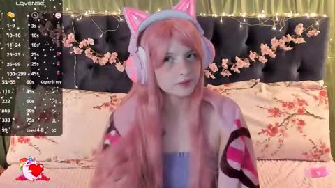 Snapshot of alice_langley chatting on 09.24.25 Alice 3 online show from 09.24.25