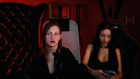 Snapshot of alice_lice chatting on 10.23.25 alice_lice online show from 10.23.25