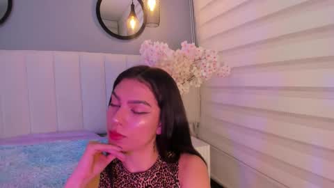 alice_lodge online show from 10.18.25