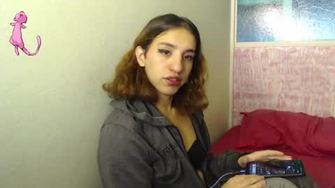 Snapshot of alice_magnus chatting on 12.02.24 alice online show from 12.02.24