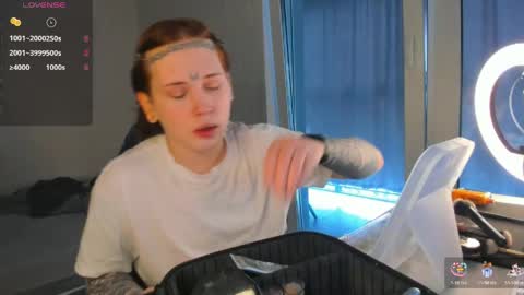  Alice  online show from 04.18.26