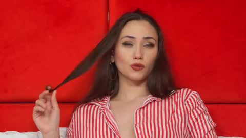 AliceMunro online show from 12.30.24